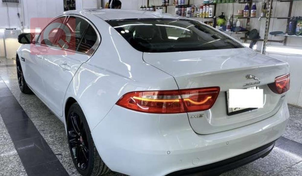 جاگوار XE